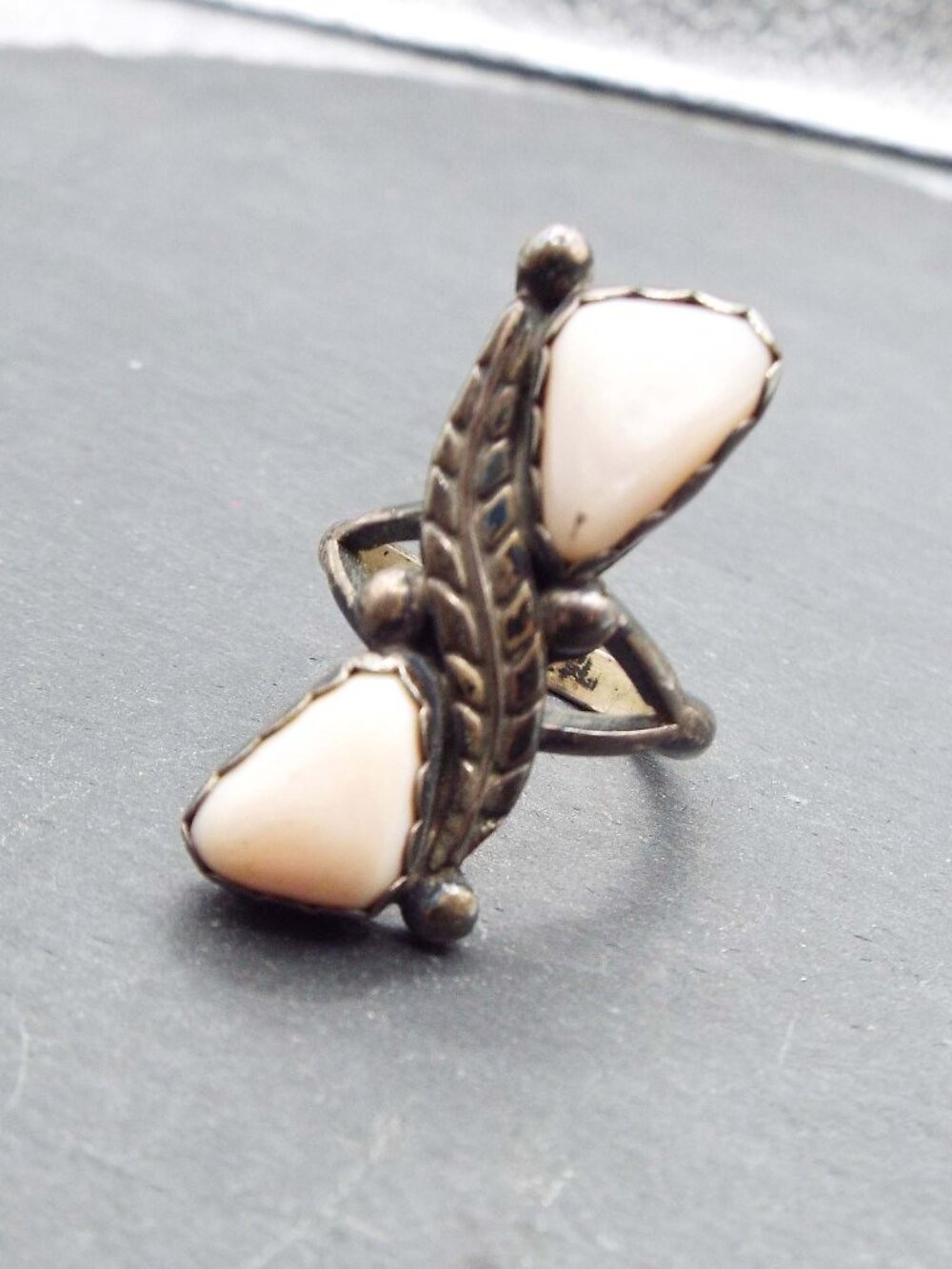 RARE* CHARLES BEGAY 1930 NAVAJO ANGEL CORAL TRIANGLES STERLING SZ. 7 RING 15B